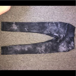 wearwolf tie dye leggings